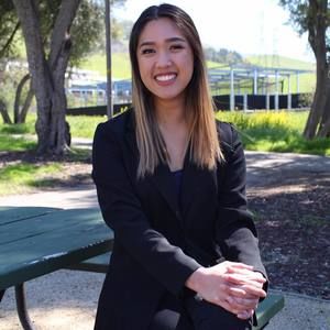 Meet your Posher, Tiffany